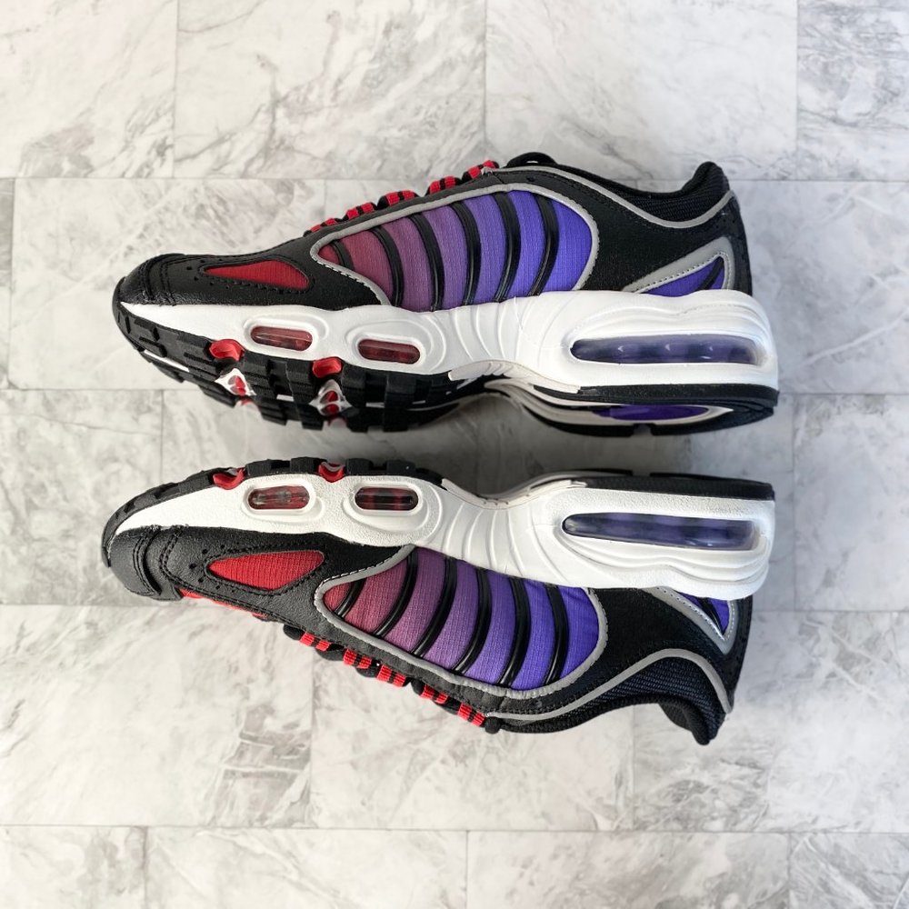 NEW Nike Air Max Tailwind IV Sneakers - Picture 5 of 10